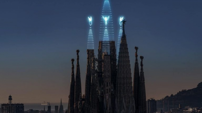 drones-Sagrada-Familia-©-DRIFT-on-Facebook-768x768